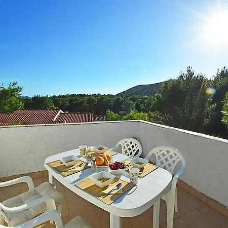 Bruno 公寓 Tribalj