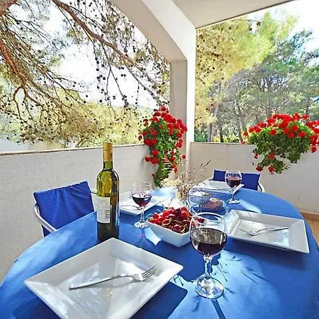Bruno Apartmán Tribalj